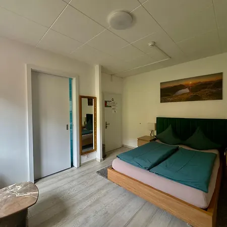 Pour Tous 여관 발로르베