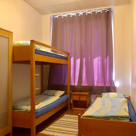 Pour Tous Gasthof 2*