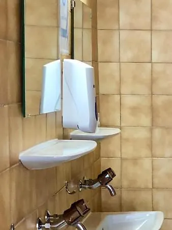 Herberg Pour Tous 2*