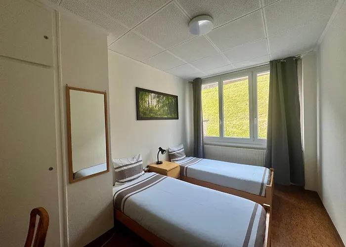 אורחן Pour Tous