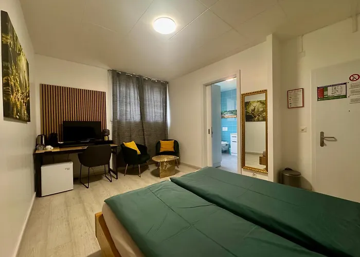 Pour Tous ואלורבה