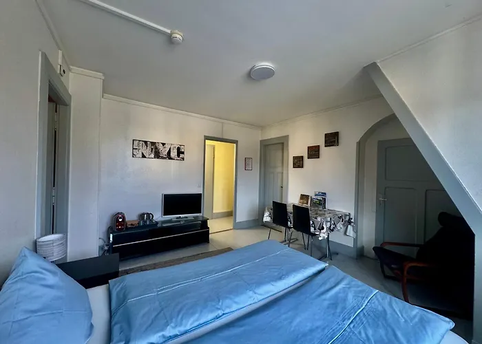 Pour Tous ואלורבה