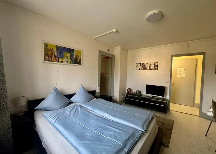 אורחן Pour Tous 2*