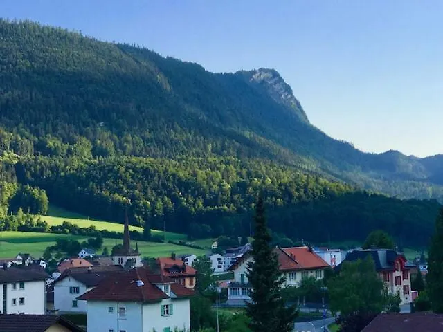 אורחן Pour Tous 2*