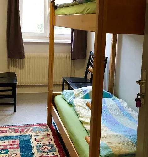 Pour Tous 2* ואלורבה