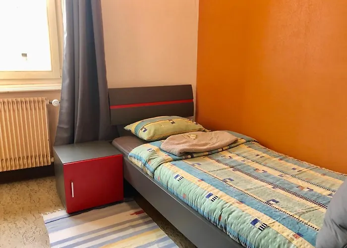 Pour Tous 2* ואלורבה